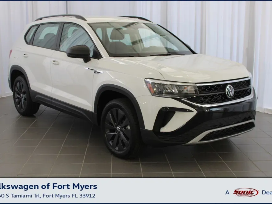 2024 Volkswagen Taos S photo 1