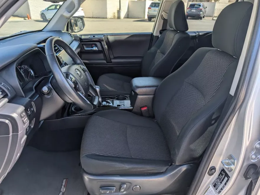 2024 Toyota 4Runner TRD photo 1