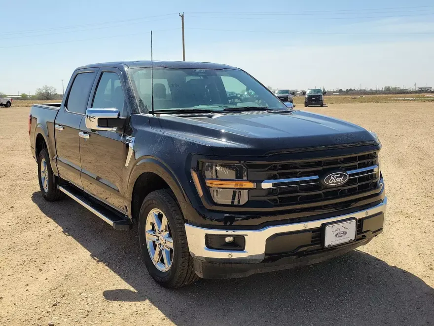 2025 Ford F-150 XLT photo 1