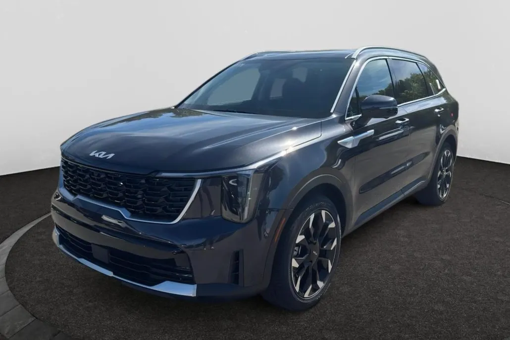 2026 Kia Sorento SX photo 1