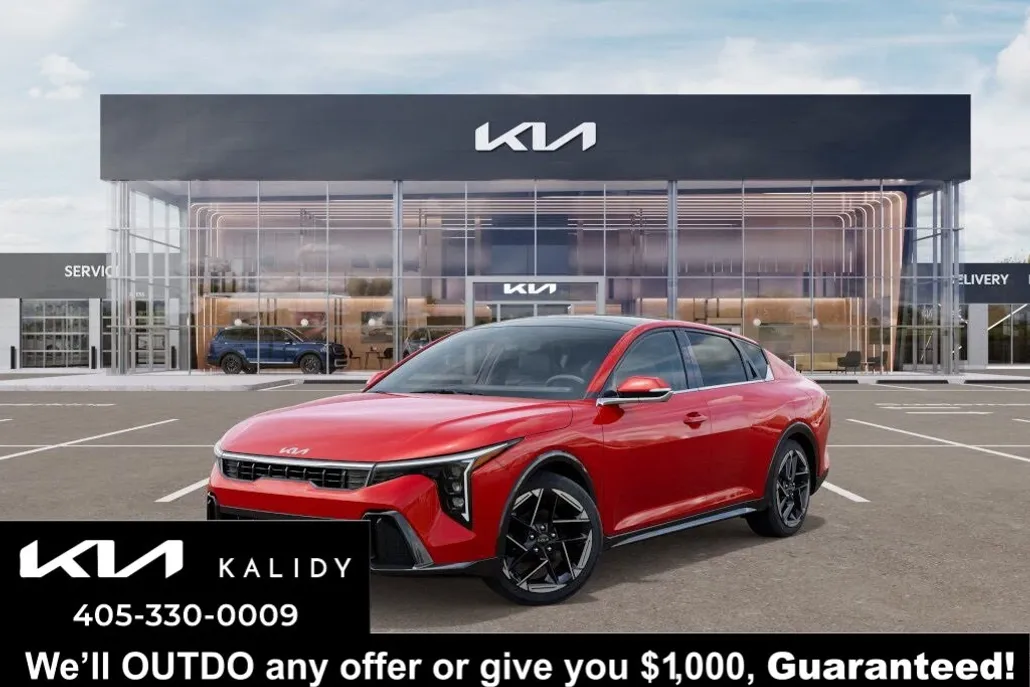 2025 Kia K4 GT-Line photo 1