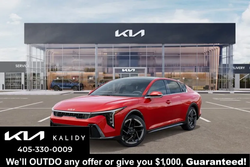 2025 Kia K4 GT-Line photo 1