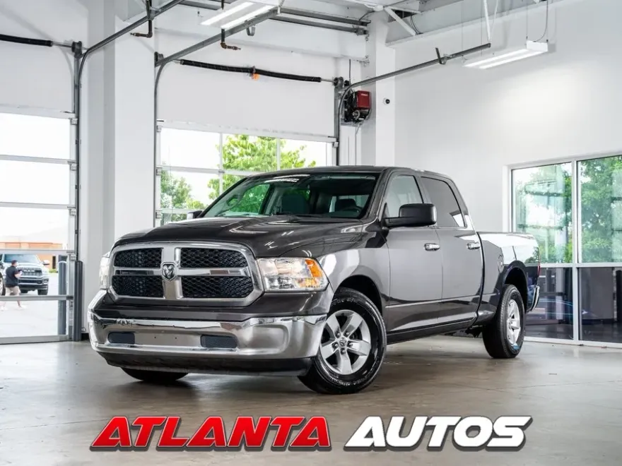 2017 Ram 1500 SLT photo 1