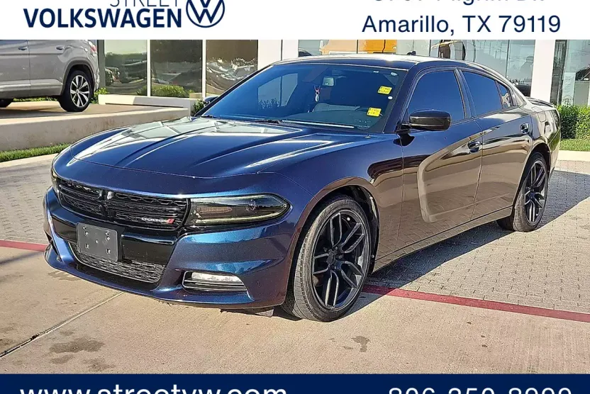 2017 Dodge Charger R/T photo 1