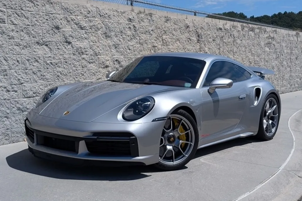 2025 Porsche 911 Turbo S photo 1