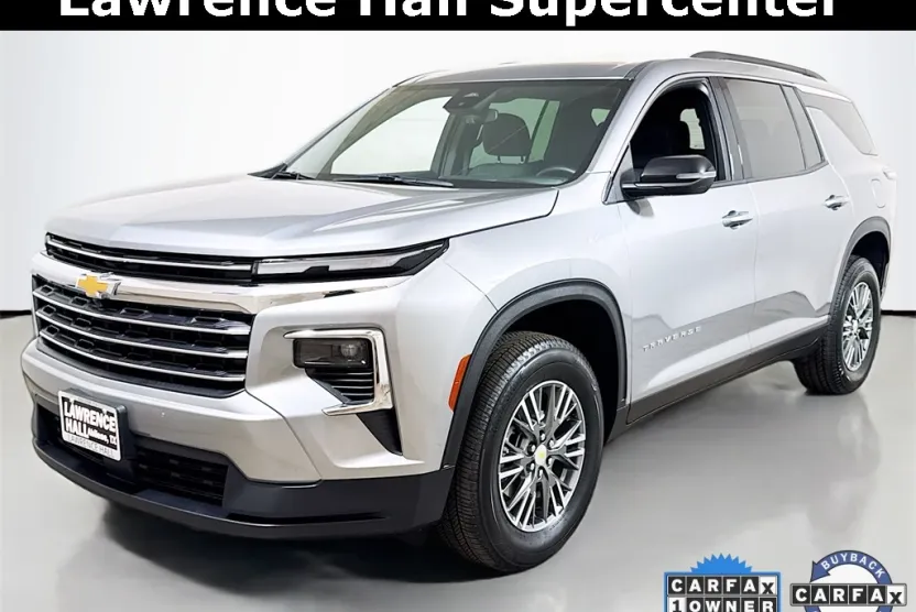 2025 Chevrolet Traverse photo 1