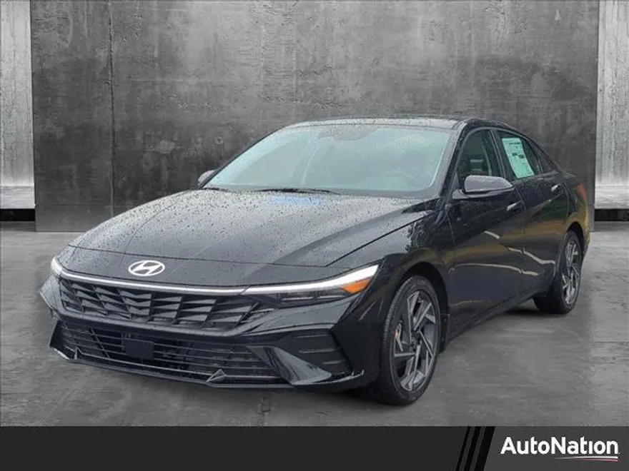 2025 Hyundai Elantra Hybrid Limited photo 1