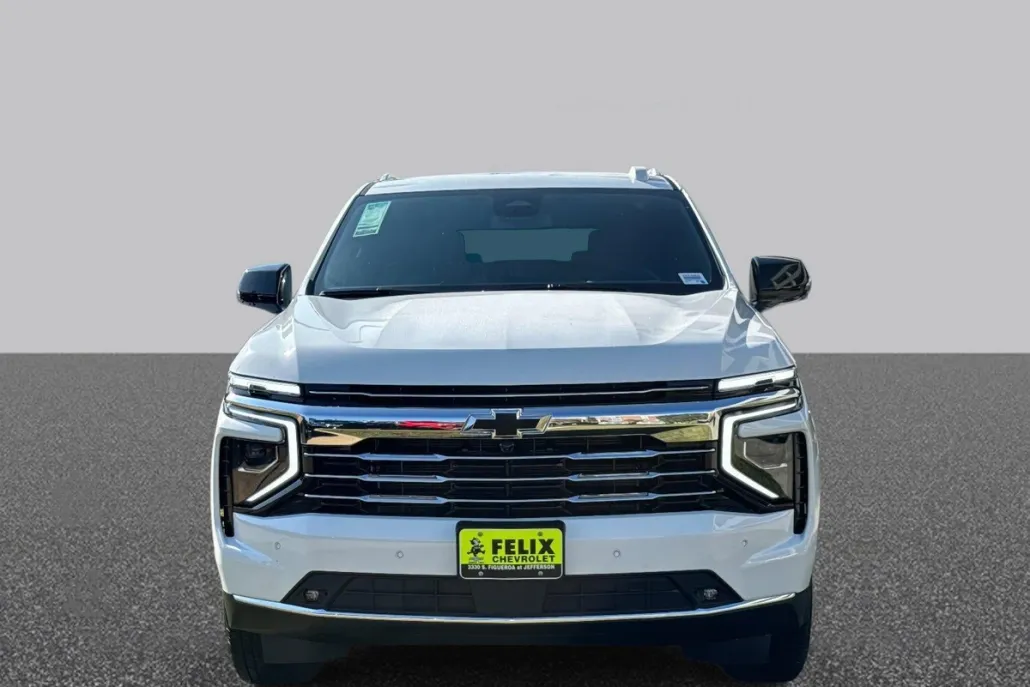 2025 Chevrolet Tahoe LT photo 1