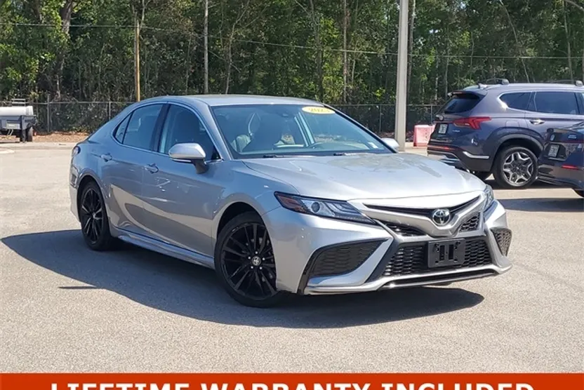 2023 Toyota Camry XSE photo 1