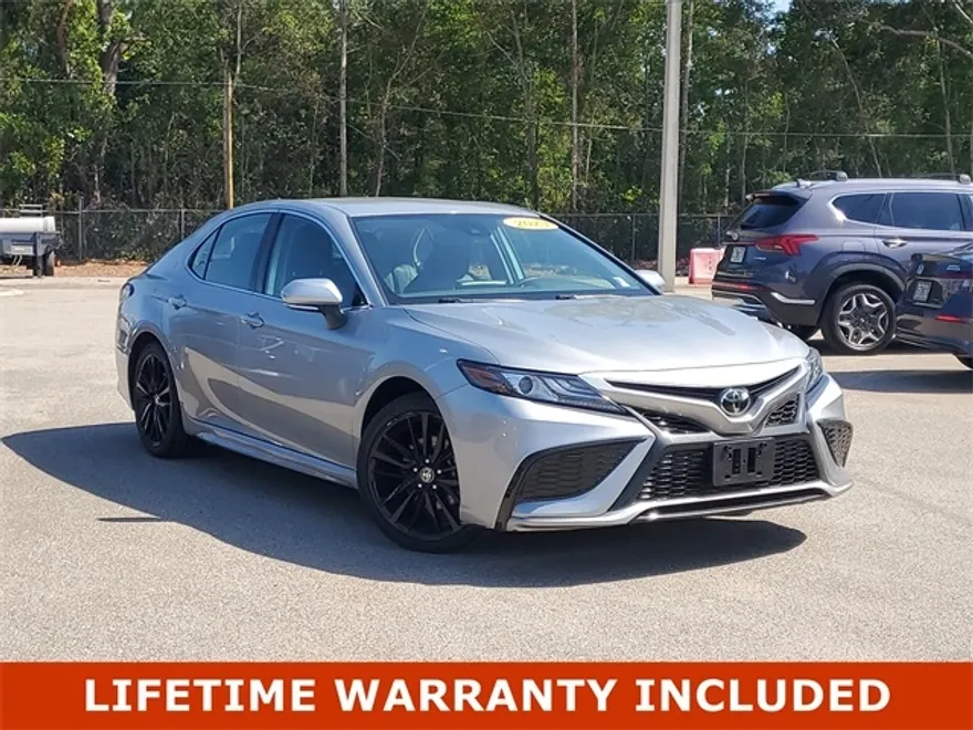 2023 Toyota Camry XSE photo 1