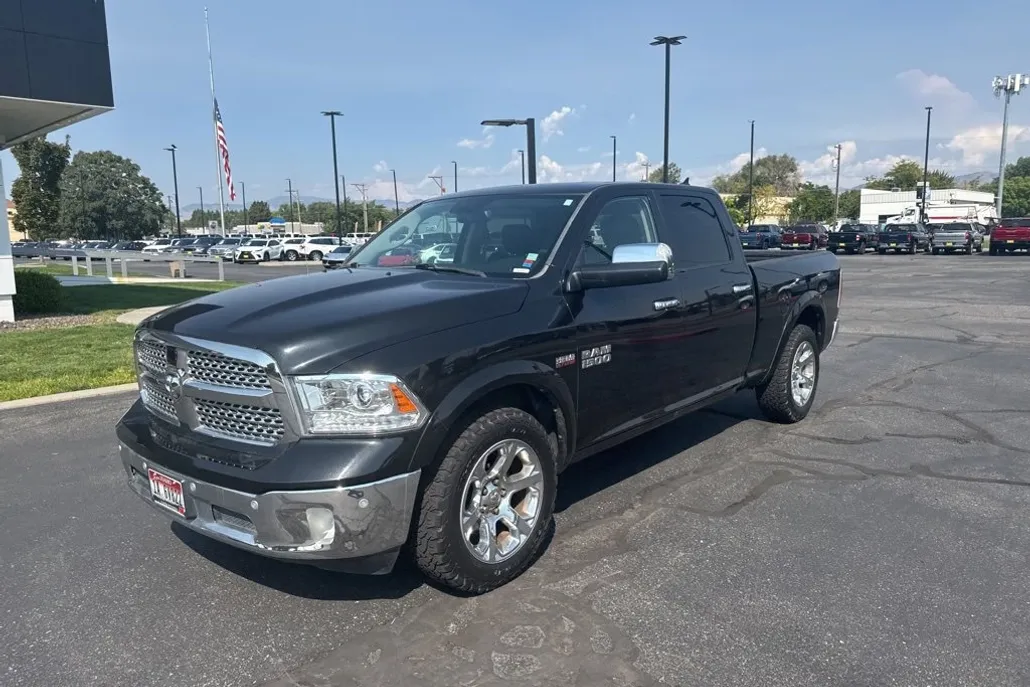 2017 Ram 1500 Laramie photo 1