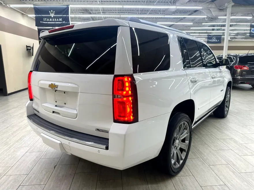 2017 Chevrolet Tahoe Premier photo 1