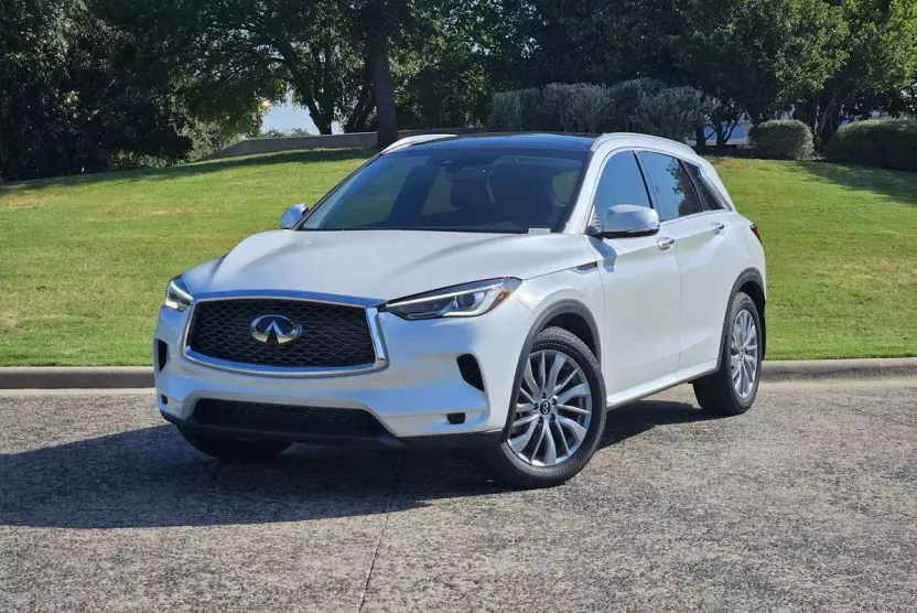 2025 Infiniti QX50 Luxe AWD photo 1