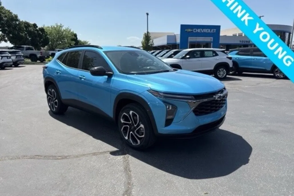 2025 Chevrolet Trax photo 1