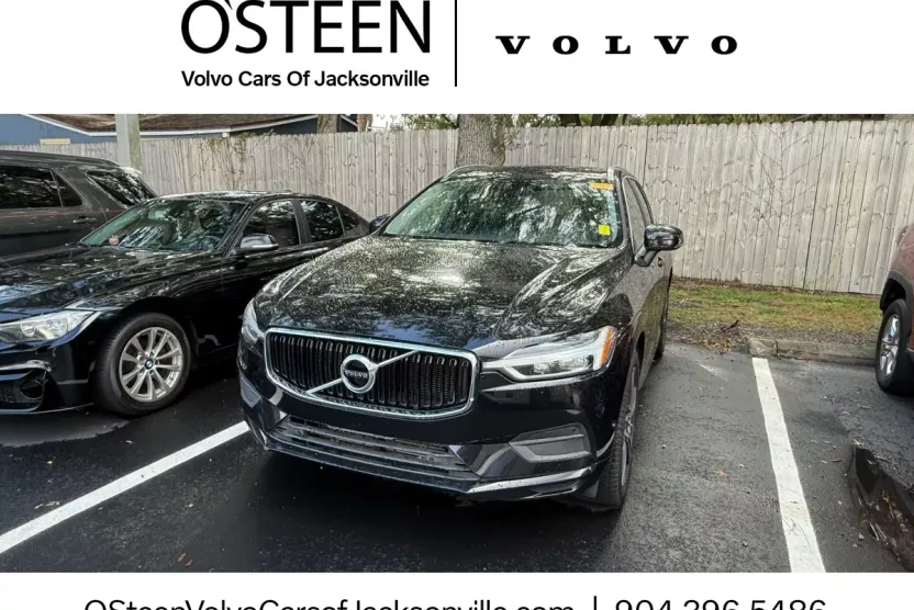 2018 Volvo XC60 T5 Momentum photo 1