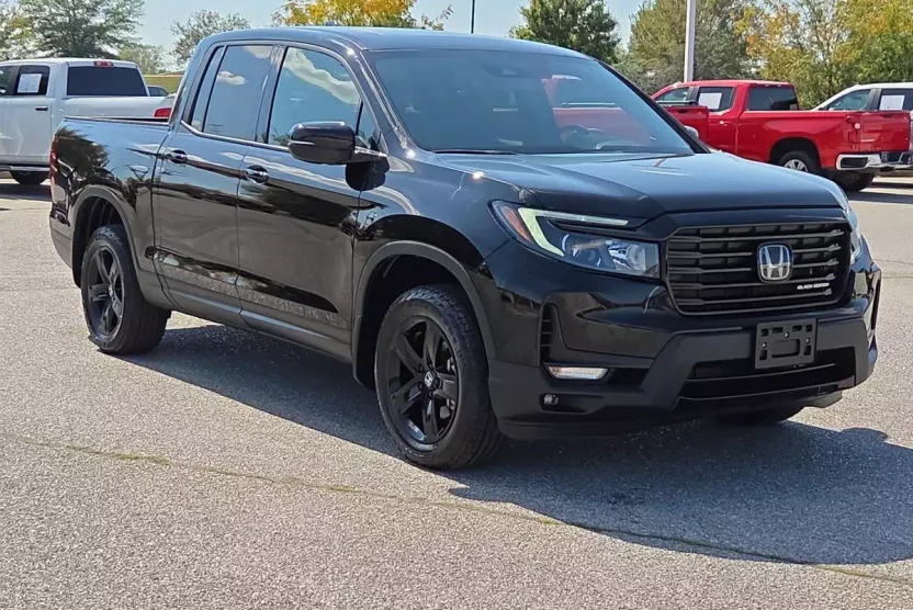 2023 Honda Ridgeline Black Edition photo 1