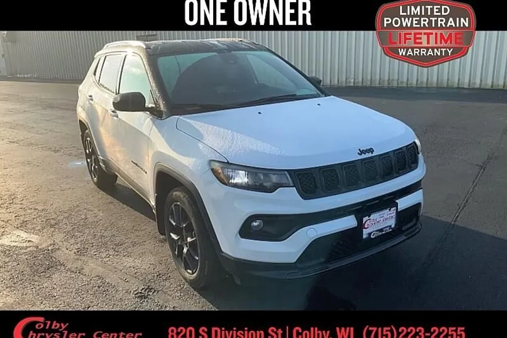 2023 Jeep Compass Altitude photo 1