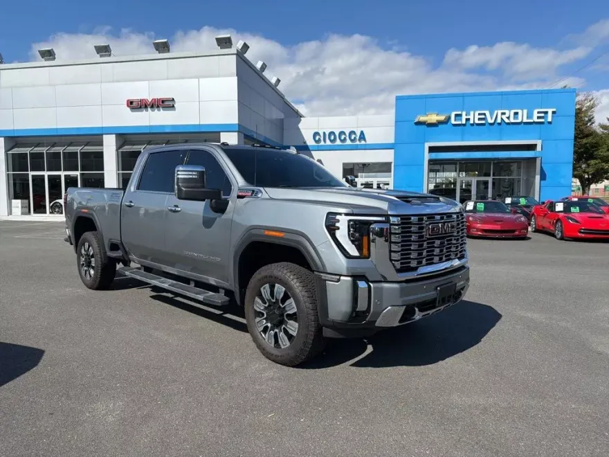 2024 Gmc Sierra 2500 HD Denali photo 1