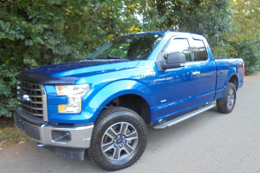 2017 Ford F-150 XLT photo 1