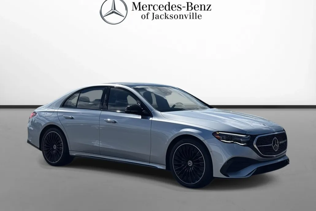 2024 Mercedes Benz E 350 4MATIC Sedan photo 1