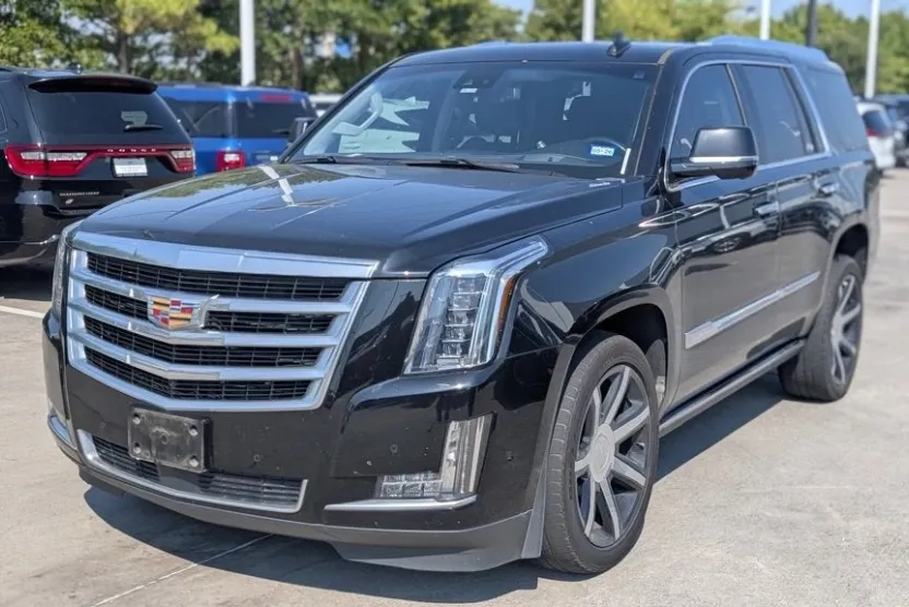 2020 Cadillac Escalade Premium Luxury photo 1