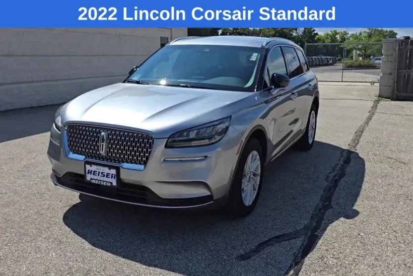 2022 Lincoln Corsair Standard photo 1