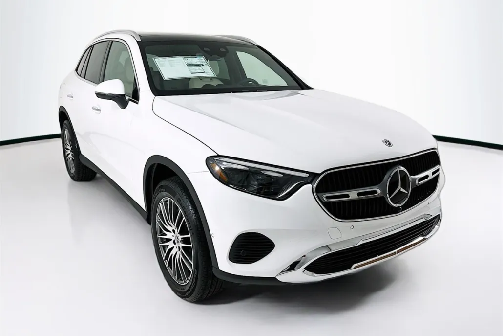 2026 Mercedes Benz GLC 300 photo 1