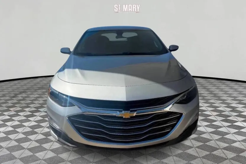 2020 Chevrolet Malibu photo 1
