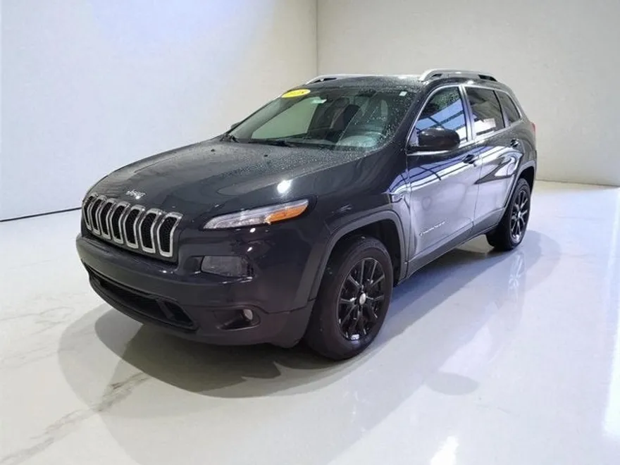 2018 Jeep Cherokee Latitude photo 1