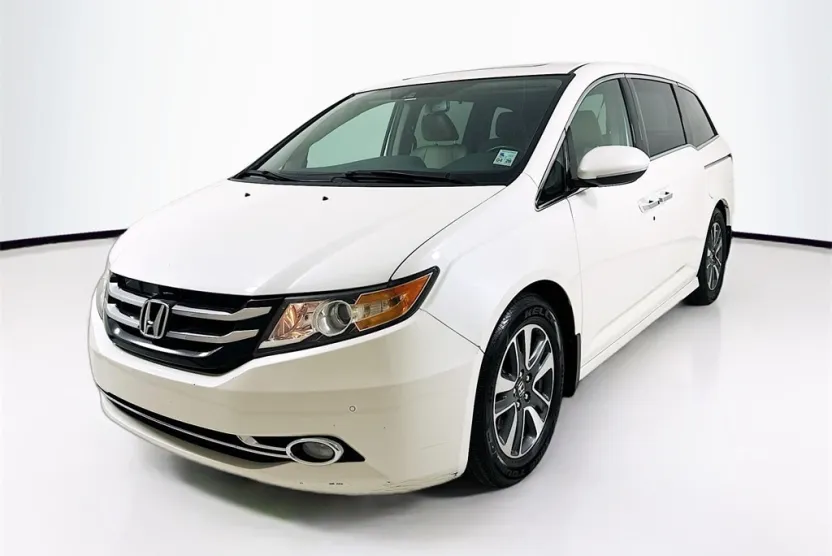 2017 Honda Odyssey Touring Elite photo 1
