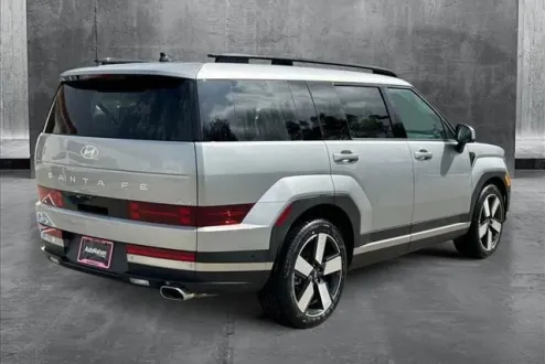 2025 Hyundai Santa Fe Limited photo 2