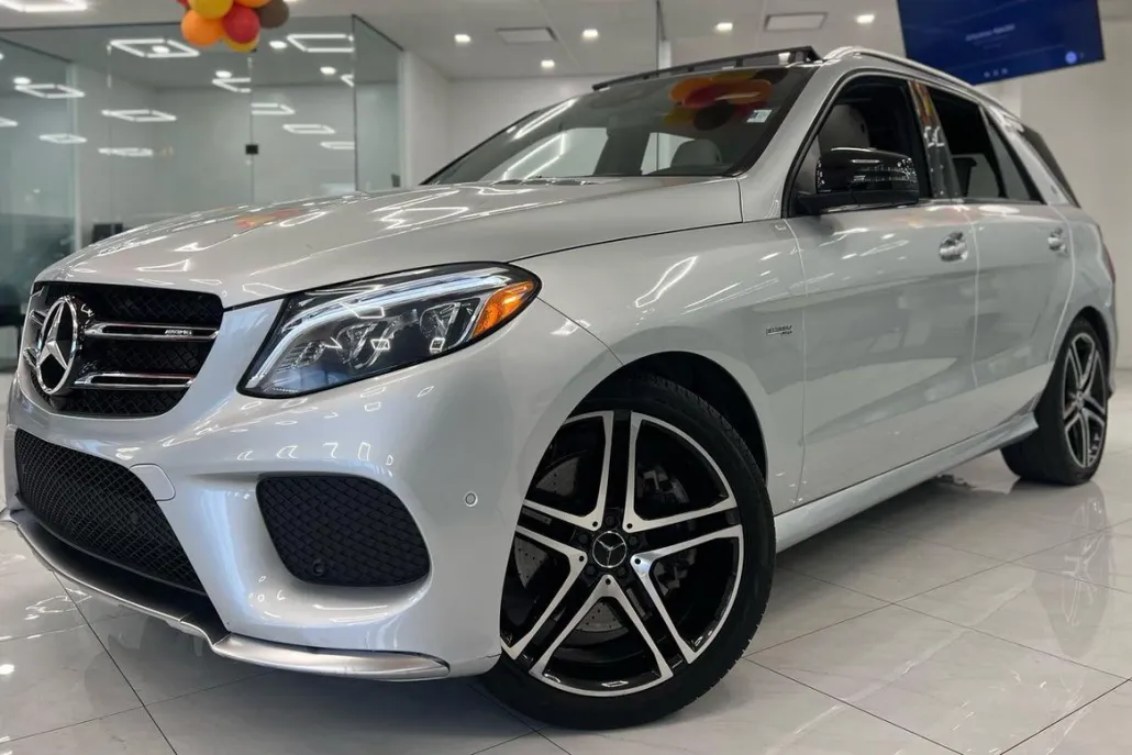 2017 Mercedes Benz GLE AMG 43 photo 1