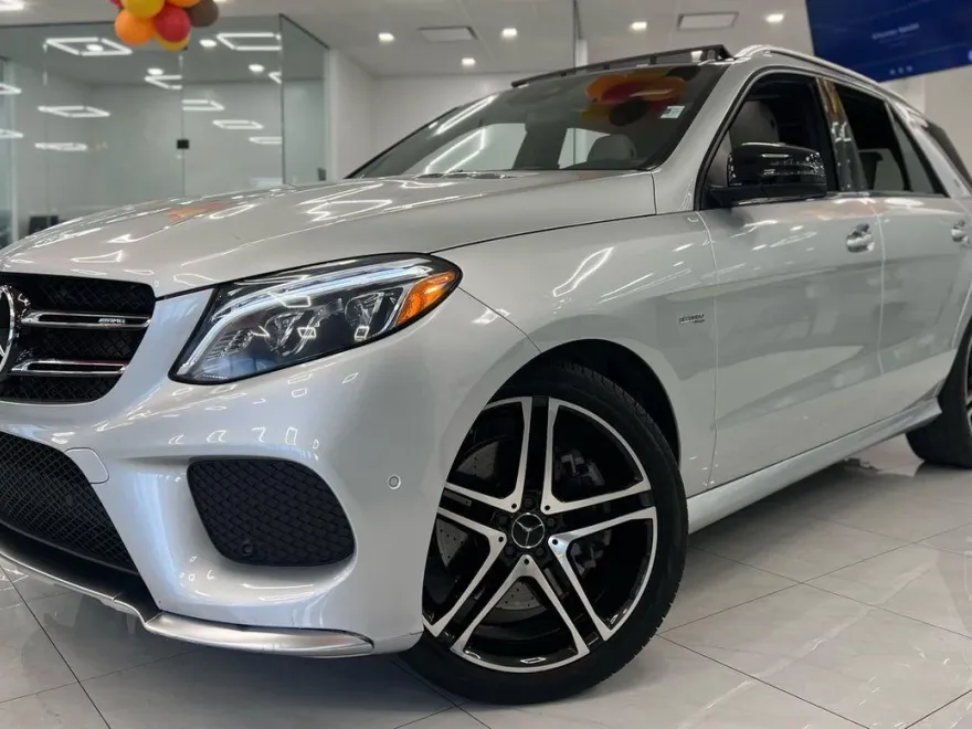 2017 Mercedes Benz GLE AMG 43 photo 1