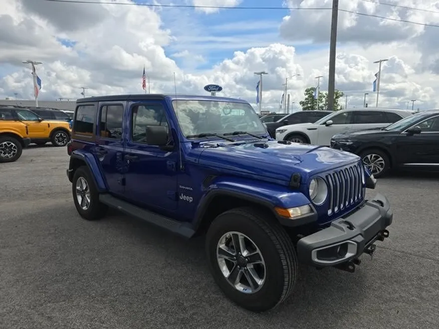 2018 Jeep Wrangler Unlimited Sahara photo 1