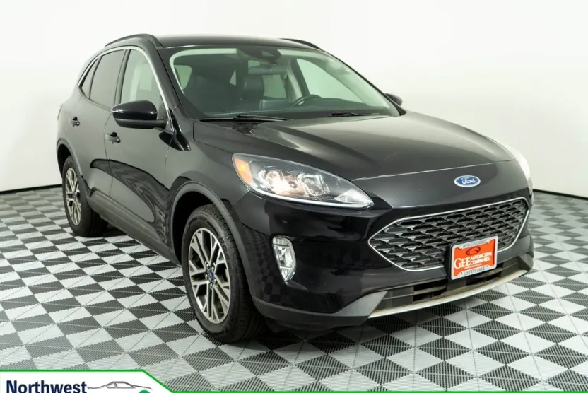2021 Ford Escape SEL photo 1