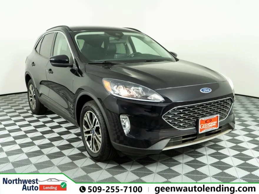 2021 Ford Escape SEL photo 1
