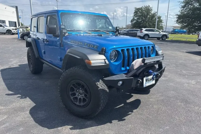 2023 Jeep Wrangler High Tide photo 1