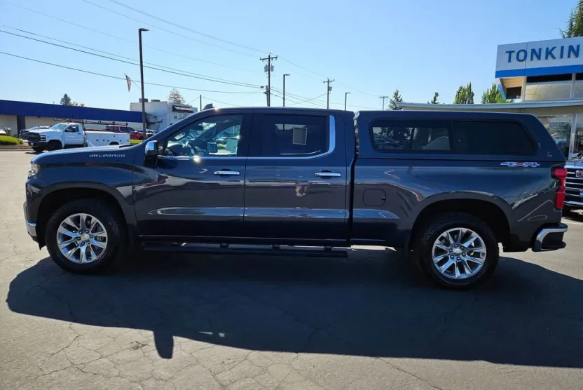 2022 Chevrolet Silverado 1500 LTZ photo 1