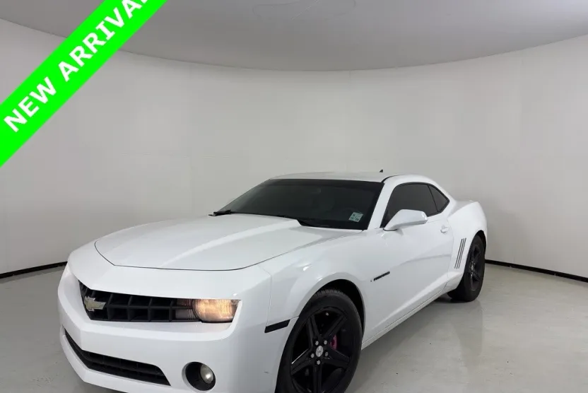 2012 Chevrolet Camaro 1LT photo 1