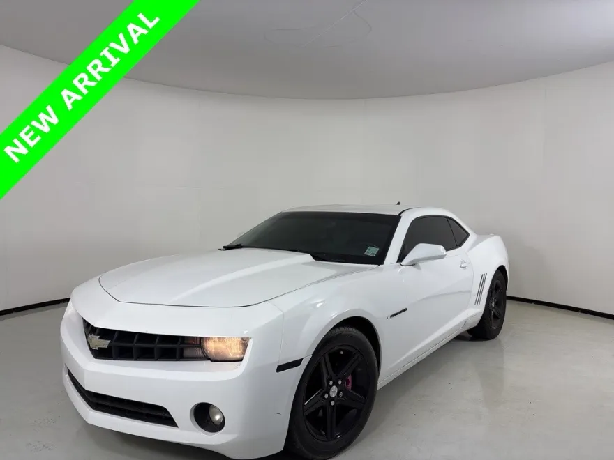 2012 Chevrolet Camaro 1LT photo 1