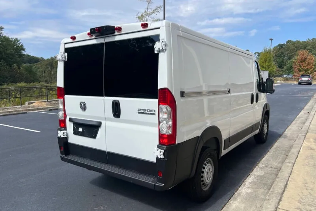 2024 Ram ProMaster 2500 photo 1