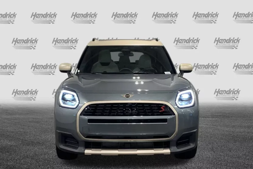 2026 Mini Countryman S ALL4 photo 1