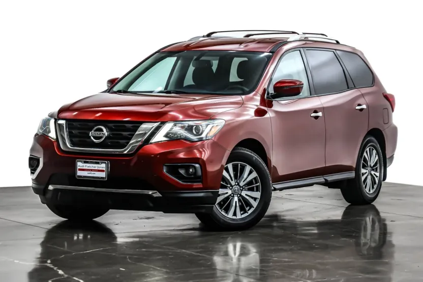2019 Nissan Pathfinder SV photo 1
