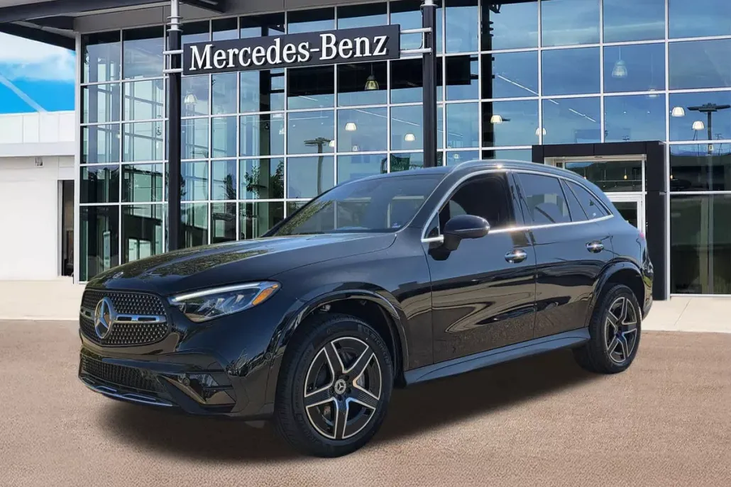 2026 Mercedes Benz GLC 300 photo 1
