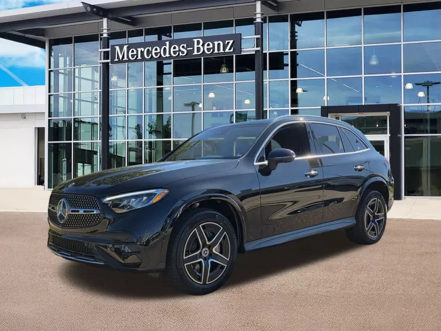2026 Mercedes Benz GLC 300 photo 1