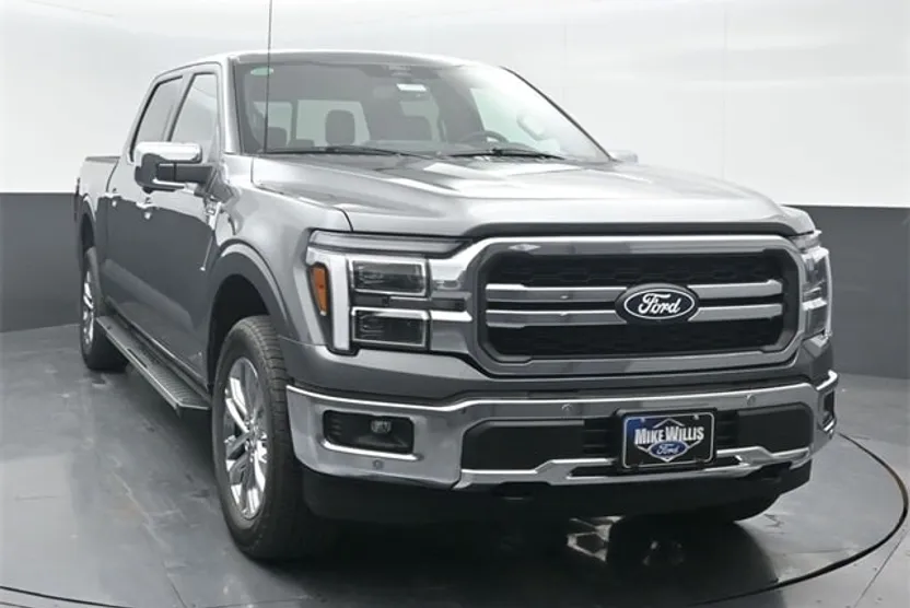 2025 Ford F-150 Lariat photo 1