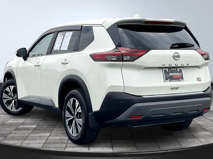2023 Nissan Rogue SV photo 2