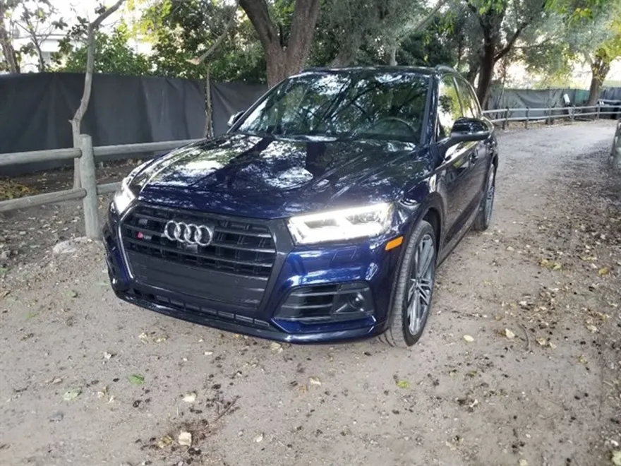 2019 Audi SQ5 Prestige photo 1
