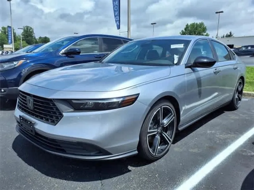 2024 Honda Accord Hybrid Sport photo 1
