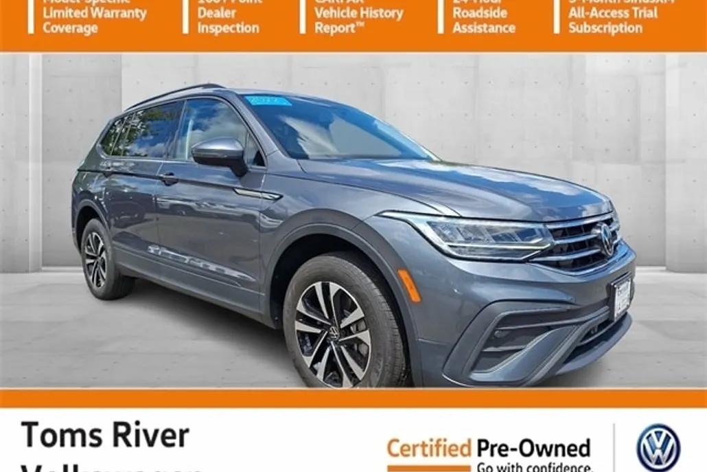 2022 Volkswagen Tiguan S photo 1